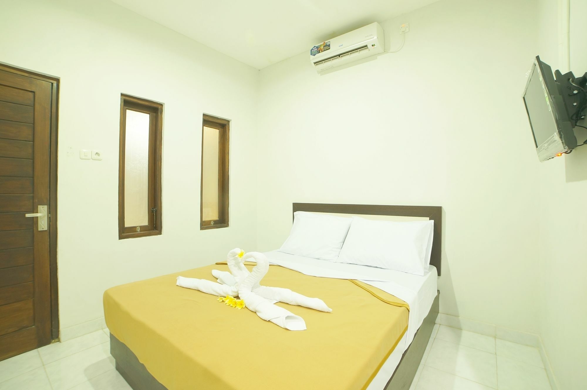 Easton Kuta Homestay 外观 照片